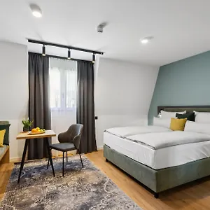 Nena 4* München